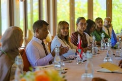 Regional Director, Saima Wazed, met with Mr Abdulla Nazim, Minister of Health, Maldives and discussed collaboration on key initiatives